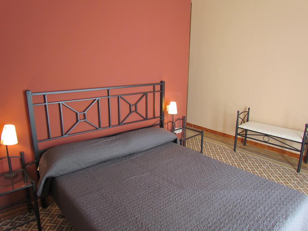 Hostal Las Rumbas Nuévalos Quarto foto