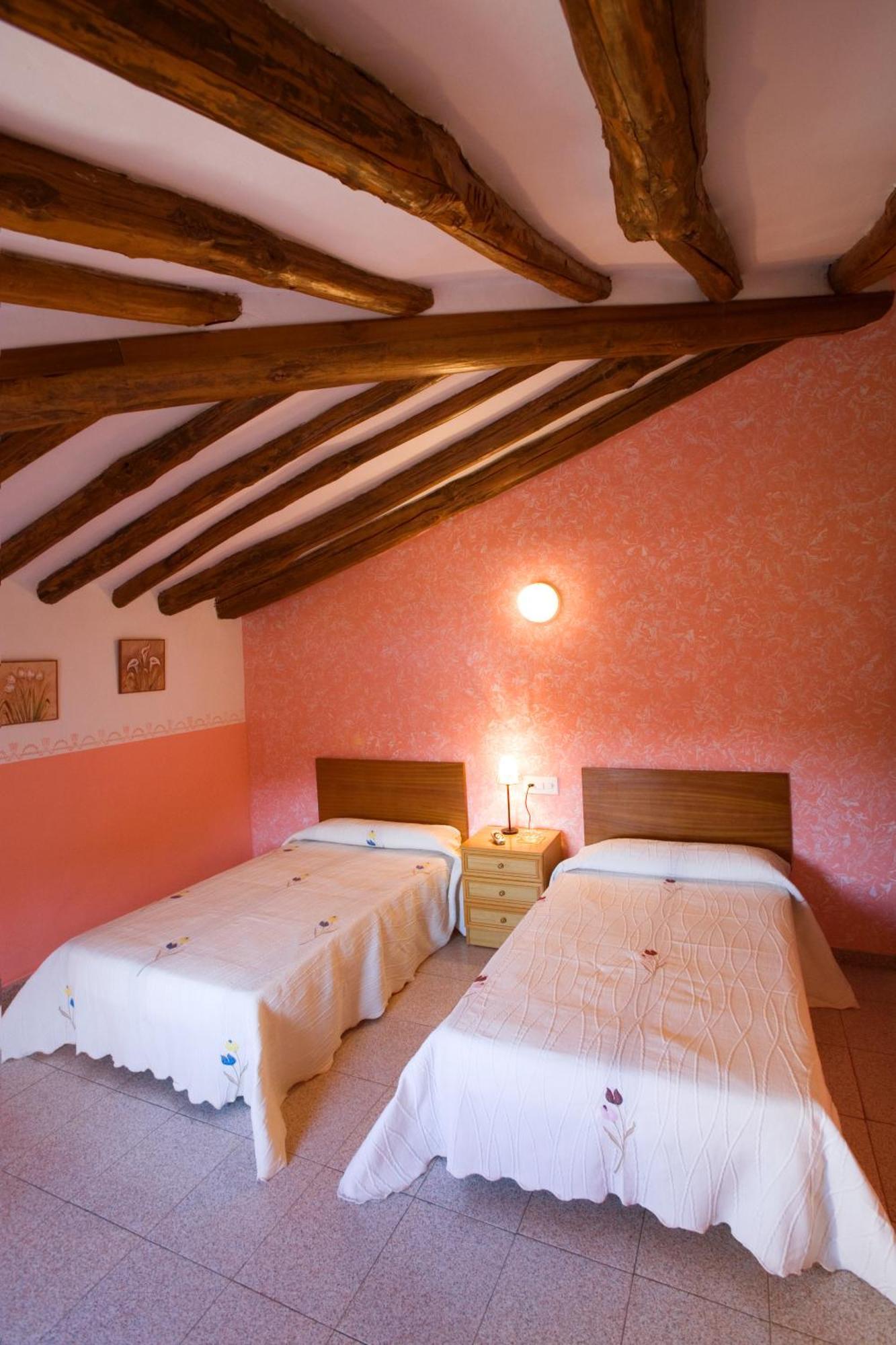 Hostal Las Rumbas Nuévalos Quarto foto